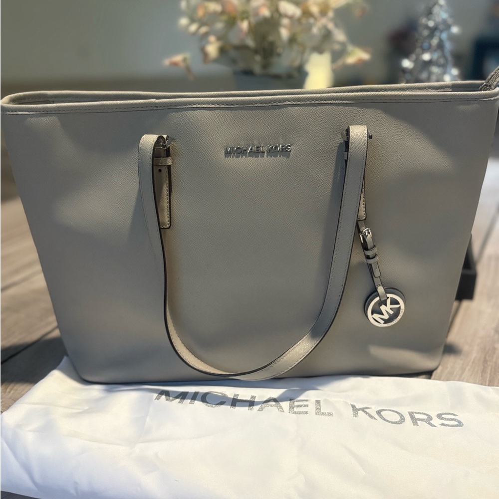 Michael Kors Classic Cream Tote
